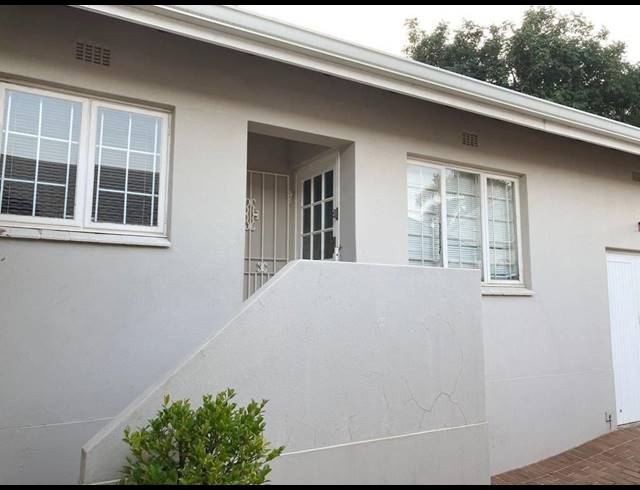 BEDROOM APARTMENT RENTED IN UMHLANGA CENTRAL